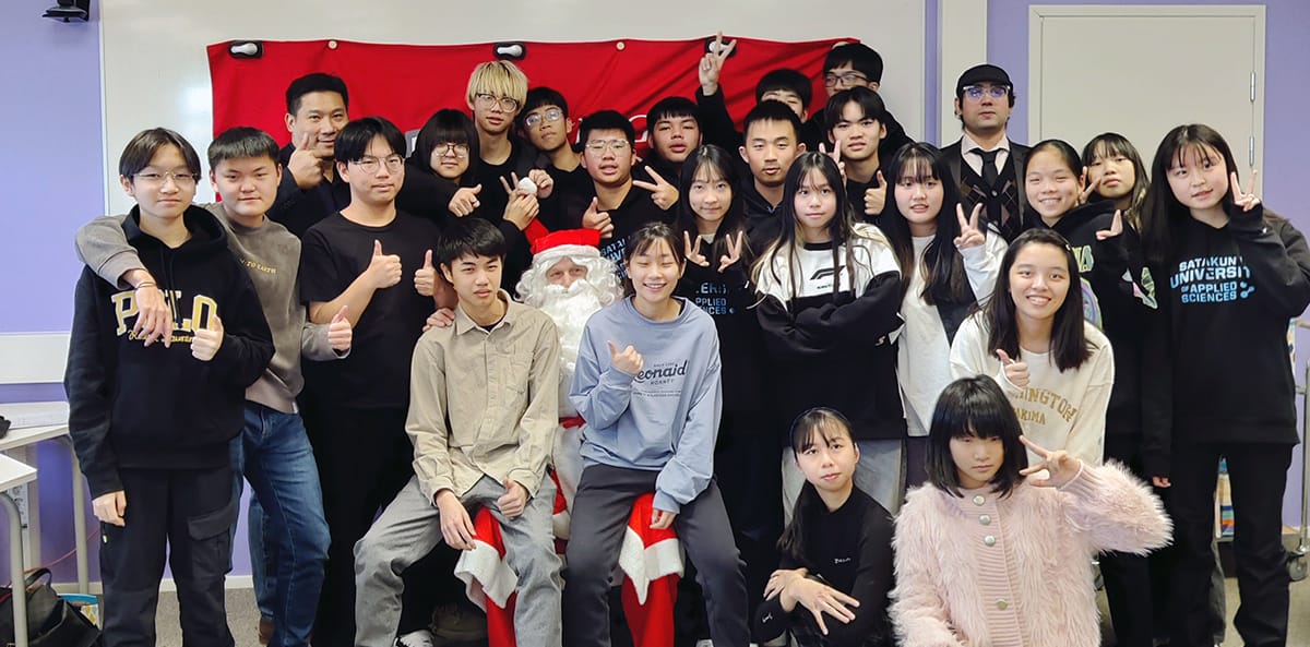 Group of students from Taiwan.